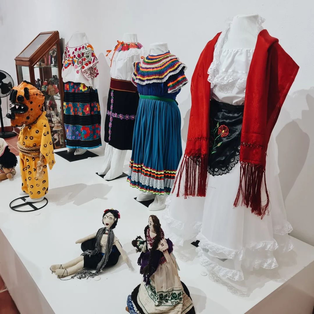 MUREM: El Museo que colecciona Ropa Etnica de México